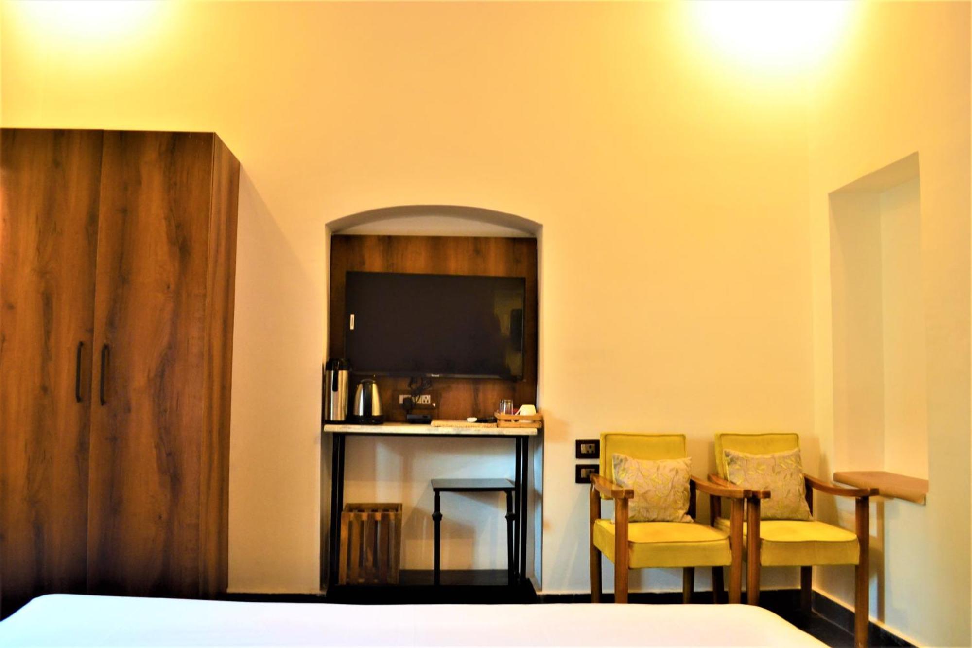 Meeram Ganga, A Heritage Stay By The Ganges At Triveni Ghat Rishikesh Bagian luar foto