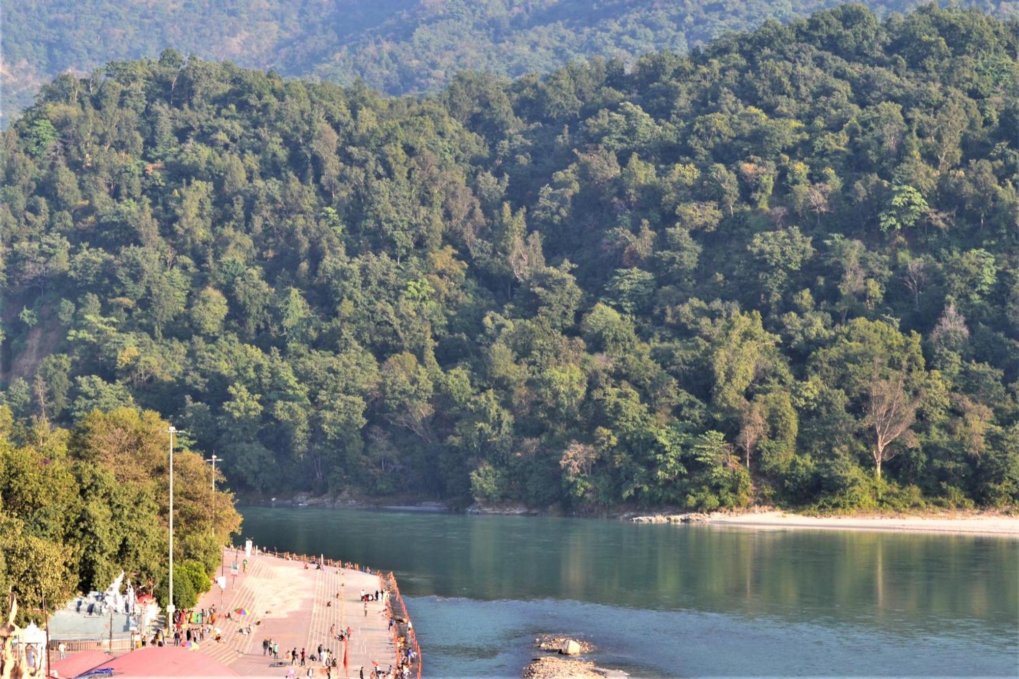 Meeram Ganga, A Heritage Stay By The Ganges At Triveni Ghat Rishikesh Bagian luar foto